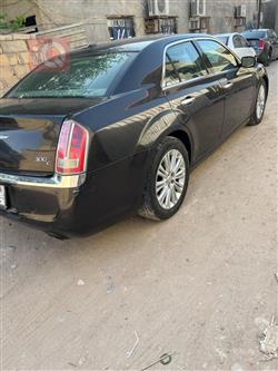 کرایسلەر 300